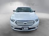 Thumbnail of 2014 White Platinum Tri-Coat Metallic Ford Taurus