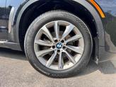 Thumbnail of 2017 Black Sapphire Metallic BMW X6