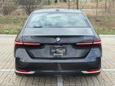 Thumbnail of 2024 Dark Graphite Metallic BMW 530