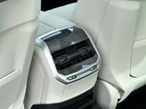 Thumbnail of 2025 Black Sapphire Metallic BMW 750e
