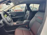 Thumbnail of 2025 2t Wht Blk Roof Nissan Kicks