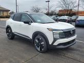 Thumbnail of 2025 2t Wht Blk Roof Nissan Kicks