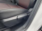 Thumbnail of 2025 2t Wht Blk Roof Nissan Kicks