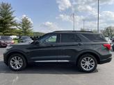 Thumbnail of 2022 Green Metallic Ford Explorer