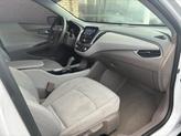 Thumbnail of 2019 Summit White Chevrolet Malibu