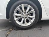 Thumbnail of 2019 Summit White Chevrolet Malibu