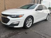 Thumbnail of 2019 Summit White Chevrolet Malibu