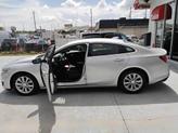 Thumbnail of 2020 Silver Ice Metallic Chevrolet Malibu