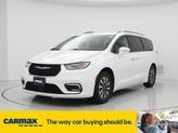 Thumbnail of 2021 White Chrysler Pacifica