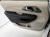 Thumbnail of 2021 White Chrysler Pacifica
