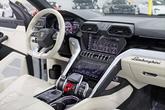 Thumbnail of 2019 Bianco Icarus Metallic Lamborghini Urus
