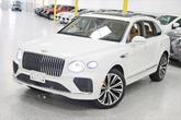 Thumbnail of 2024 Glacier White Bentley Bentayga