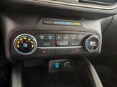 Thumbnail of 2020 Agate Black Metallic Ford Escape