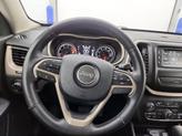 Thumbnail of 2016 Brilliant Black Crystal Pearlcoat Jeep Cherokee