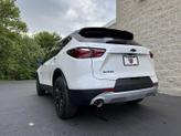 Thumbnail of 2022 Iridescent Pearl Tricoat Chevrolet Blazer
