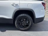 Thumbnail of 2023 Summit White GMC Acadia