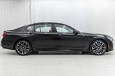 Thumbnail of 2020 Black Sapphire Metallic BMW 750