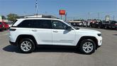 Thumbnail of 2023 Bright White Clearcoat Jeep Grand Cherokee