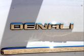 Thumbnail of 2017 White Frost Tricoat GMC Yukon