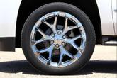 Thumbnail of 2017 White Frost Tricoat GMC Yukon