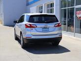 Thumbnail of 2020 Silver Ice Metallic Chevrolet Equinox