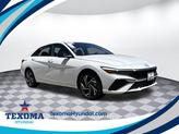 Photo of 2025 White Hyundai ELANTRA HEV