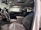 Thumbnail of 2021 Iridescent Pearl Tricoat Chevrolet Traverse