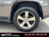 Thumbnail of 2017 Granite Crystal Metallic Clearcoat Jeep Compass