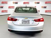 Thumbnail of 2020 Silver Ice Metallic Chevrolet Malibu