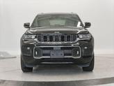 Thumbnail of 2022 Diamond Black Crystal Pearlcoat Jeep Grand Cherokee