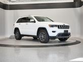 Thumbnail of 2017 Bright White Clearcoat Jeep Grand Cherokee
