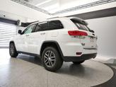Thumbnail of 2017 Bright White Clearcoat Jeep Grand Cherokee