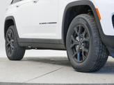 Thumbnail of 2025 Bright White Clearcoat Jeep Grand Cherokee