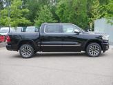 Thumbnail of 2025 Diamond Black Crystal Pearlcoat RAM 1500