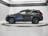 Thumbnail of 2016 Brilliant Black Crystal Pearlcoat Jeep Grand Cherokee