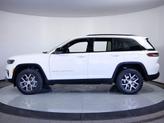 Thumbnail of 2025 Bright White Clearcoat Jeep Grand Cherokee