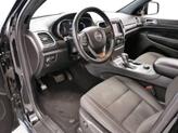 Thumbnail of 2019 Diamond Black Crystal Pearlcoat Jeep Grand Cherokee