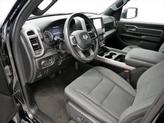 Thumbnail of 2022 Diamond Black Crystal Pearlcoat RAM 1500
