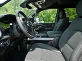 Thumbnail of 2025 Diamond Black Crystal Pearlcoat RAM 1500