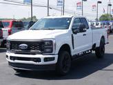 Thumbnail of 2025 Oxford White Ford F-350