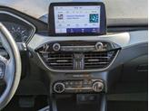 Thumbnail of 2022 Oxford White Ford Escape