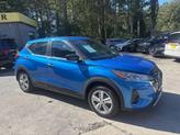 Thumbnail of 2023 Blue Nissan Kicks