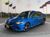 Photo of 2018 Blue Toyota Camry