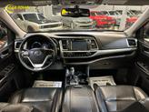 Thumbnail of 2015 Attitude Black Metallic Toyota Highlander