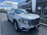 Photo of 2022 Quicksilver Metallic GMC Terrain