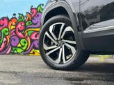 Thumbnail of 2022 Deep Black Pearl Volkswagen Atlas