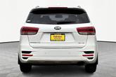 Thumbnail of 2016 Snow White Pearl Kia Sorento
