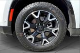 Thumbnail of 2025 Bright White Clearcoat Jeep Wagoneer