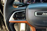 Thumbnail of 2021 Diamond Black Crystal Pearlcoat Jeep Grand Cherokee L