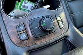 Thumbnail of 2023 White Frost Tricoat GMC Acadia